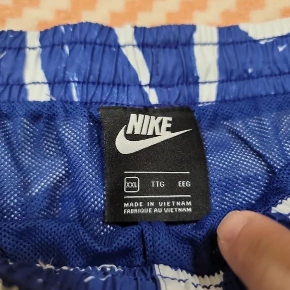 Nike City Edition Woven Printed Logo Shorts XXL Blue White Swim Trunk - Picture 8 of 10